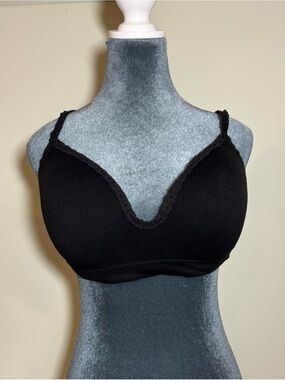 Victoria's Secret Black Lace-Trim Wireless Bralette